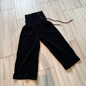 Rare Vintage lululemon Genie High Rise Crop!